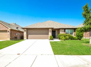 804 Kinghaven Dr, Little Elm, TX 75068