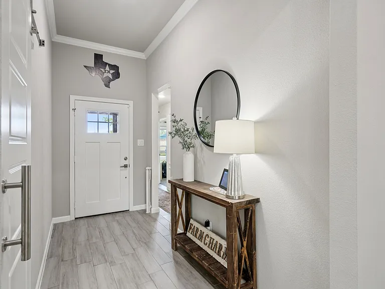 2605 Langford St — Photo 1