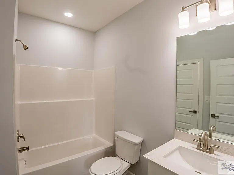 1725 Clinton St #A — Photo 21