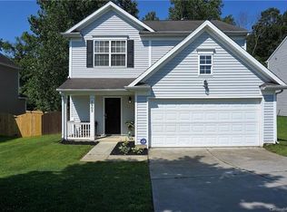 7905 Bushy Creek Dr, Charlotte, NC 28216