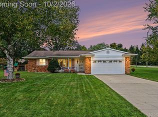 1771 Pruit Dr, Highland, MI 48356