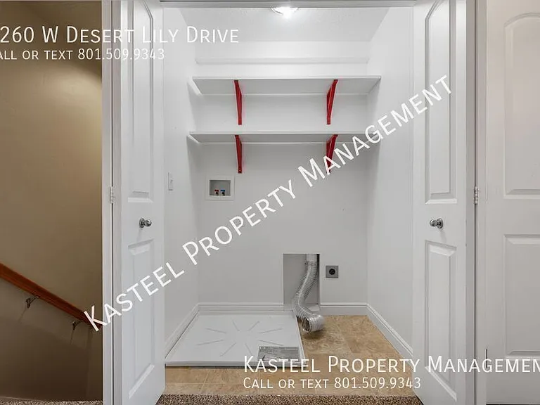 3260 W Desert Lily Dr — Photo 22