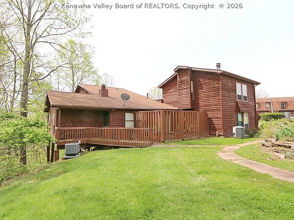 2nd image of 302 Powder Horn Rd