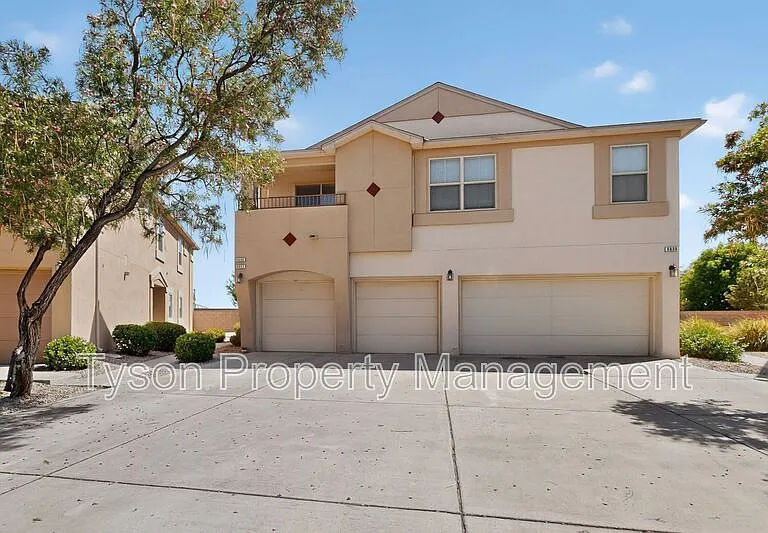 5648 Valle Alegre Pl NW — Photo 1