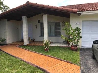 10331 SW 20th St, Miami, FL, 33165