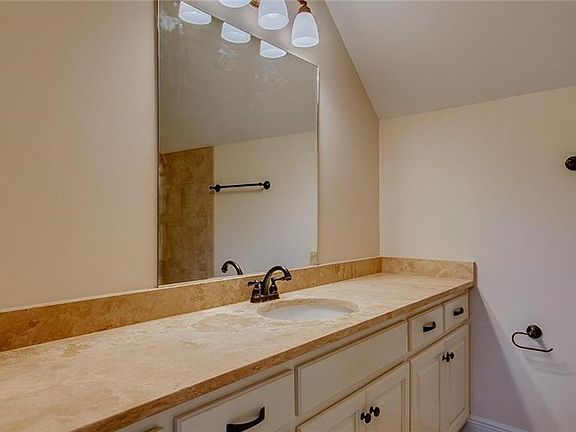5th image of 1419 Waterfall Pkwy