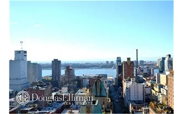 Rented by Douglas Elliman | media 34