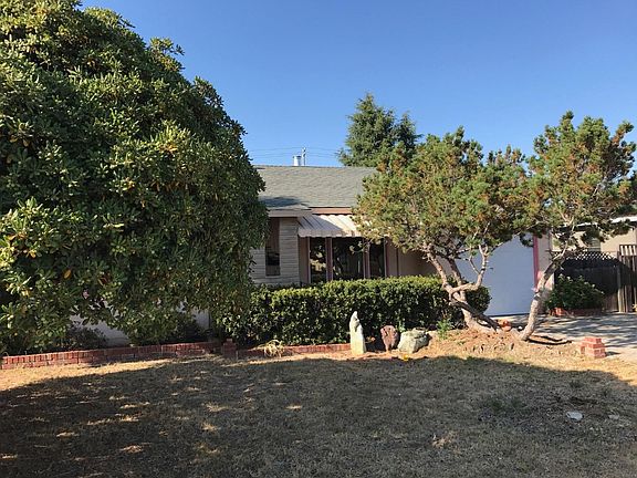 4th image of 15391 Herring Ave