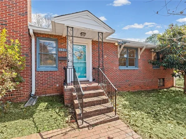 1401 Drumcliffe Rd, Winston Salem, NC 27103