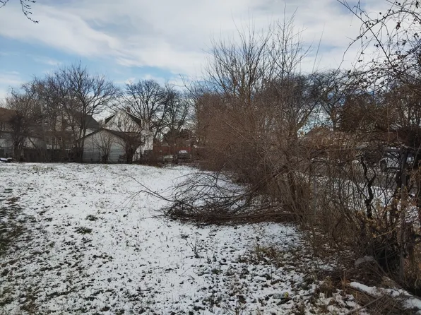 (undisclosed Address), Chicago, IL 60620