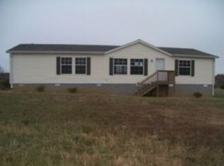 740 Clearview Rd, Cottontown, TN 37048