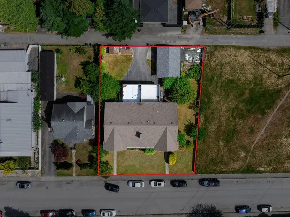 6775 Balmoral St #6777, Burnaby, BC V5E 1J2