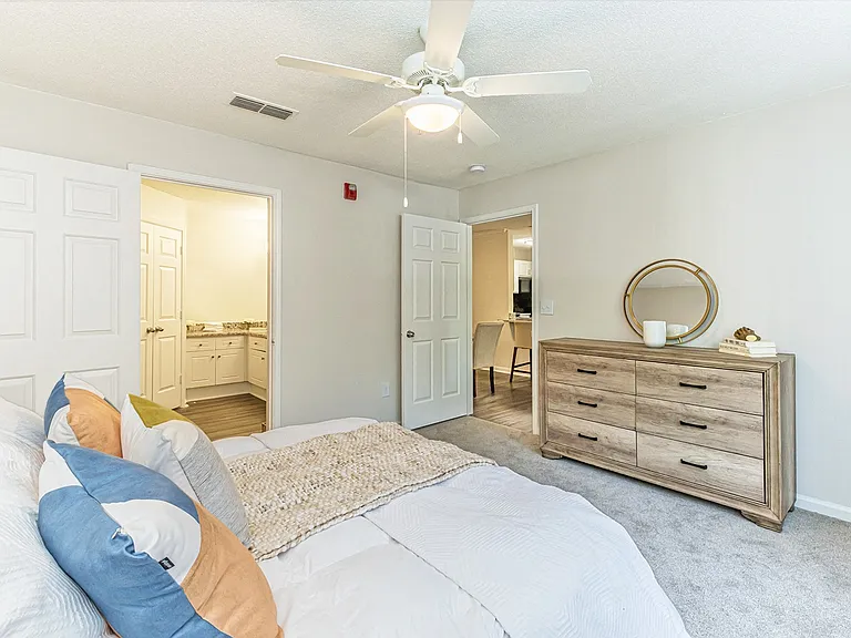 Alexander at Stonecrest Apartments — Photo 25