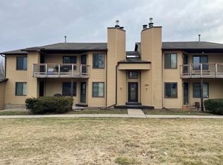 2050 Holiday Rd APT C2, Coralville, IA 52241