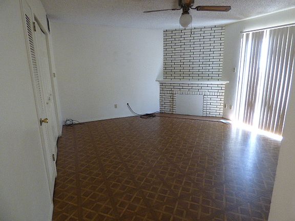 2nd image of 710 N C St APT F