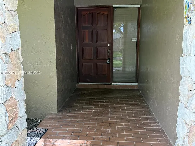 14865 SW 166th St — Photo 2