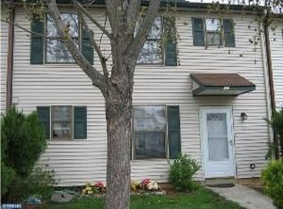 32 Yorkshire Rd, Sicklerville, NJ 08081