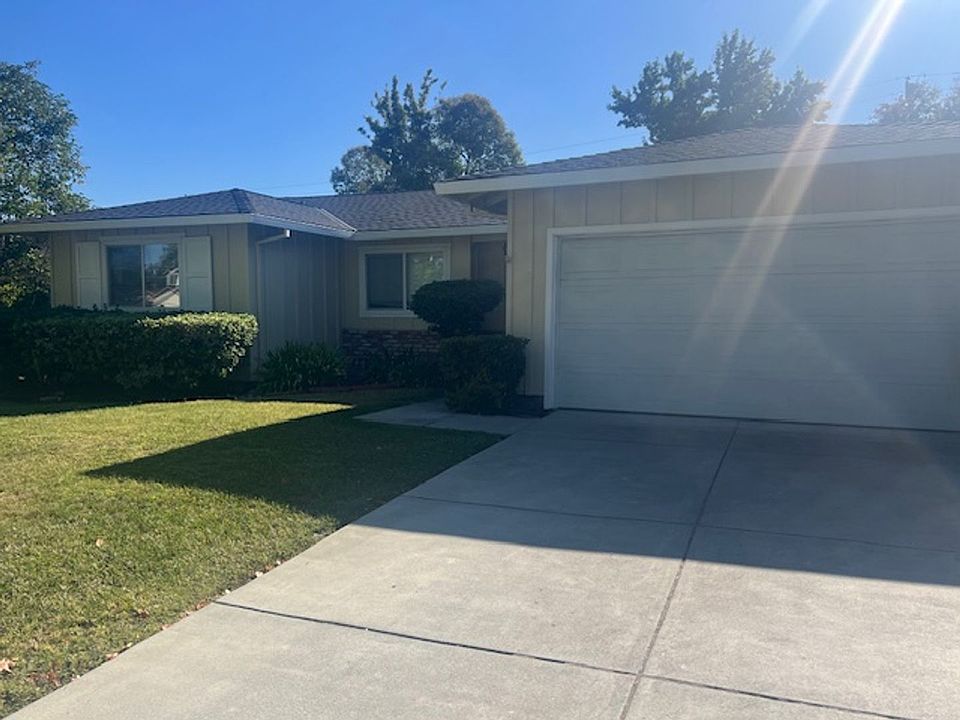 1st image of 5556 Leigh Ave