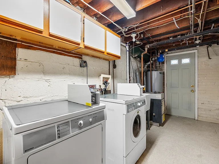 55 Farragut Pl NW #1 — Photo 19