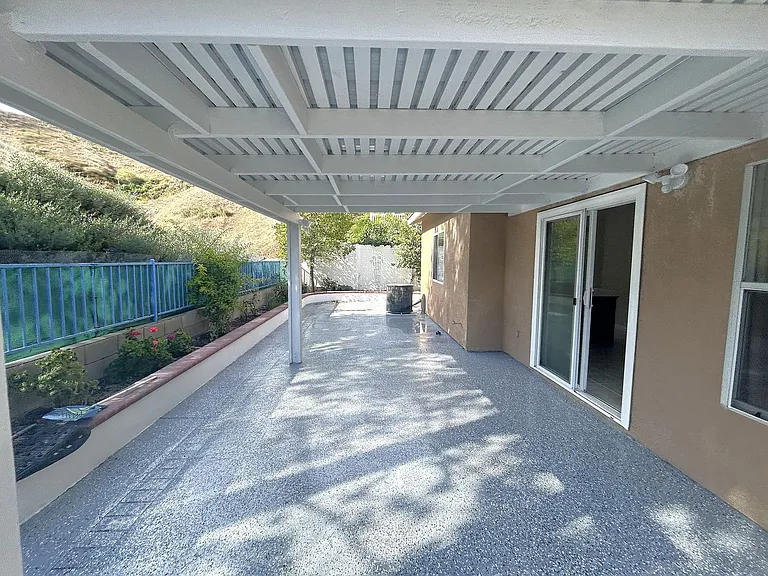 16391 Misty Hill Dr — Photo 37