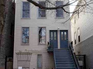 437 W Wisconsin St #2, Chicago, IL 60614