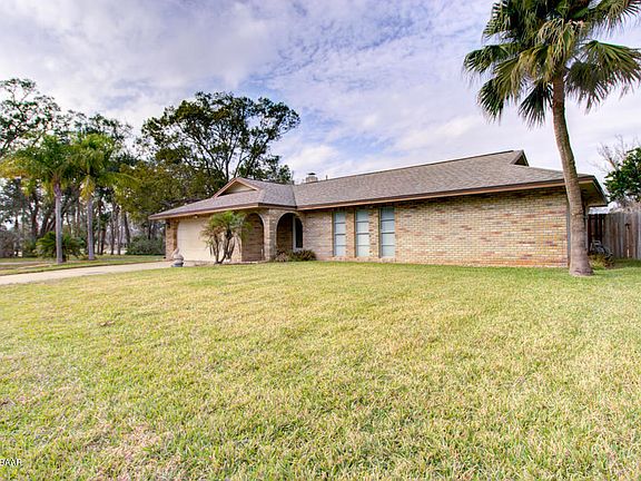 2nd image of 405 Needles Dr