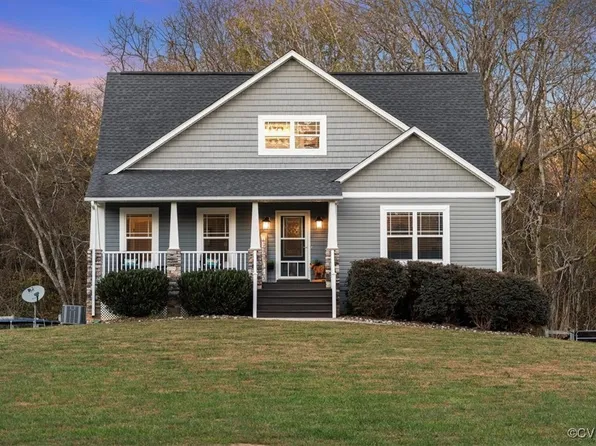 5940 Wilburn Estates Ct, Powhatan, VA 23139