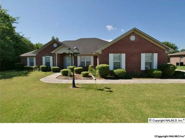 572 Carters Gin Rd, Toney, AL 35773