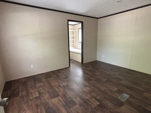 108 Andrew Ave, Troy, AL 36079