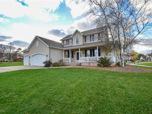 8190 Valiant Dr, Poland, OH 44514