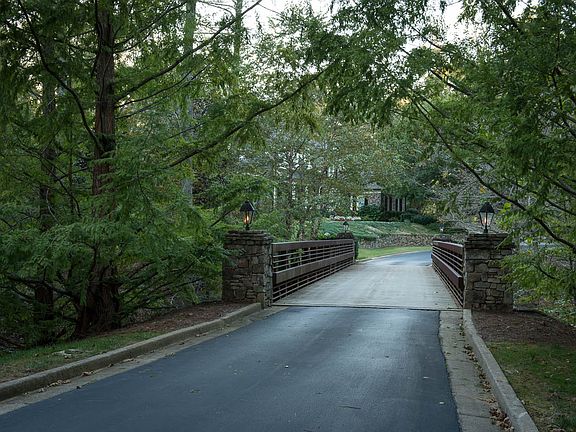 Low Cobb County Taxes