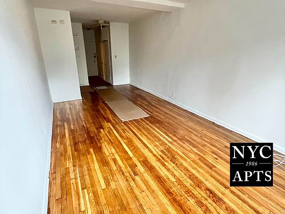 2nd image of 1450 2nd Ave APT 5c