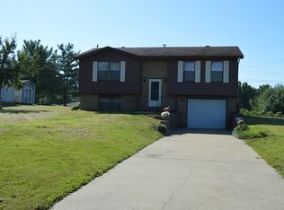 157 Natures Way, Campbellsville, KY 42718