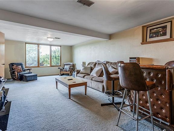4th image of 5975 Bethel Park Dr