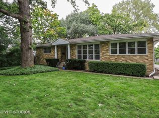 440 W Sheridan Pl, Lake Bluff, IL 60044