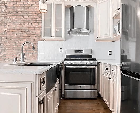 3rd image of 829 Putnam Ave APT 3