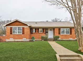 1301 Swallow Ln, Garland, TX 75042