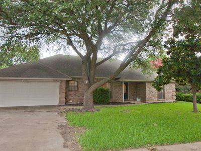 10144 Stoneleigh Dr, Benbrook, TX, 76126