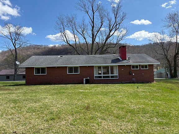 4th image of 78 Halbert Ave