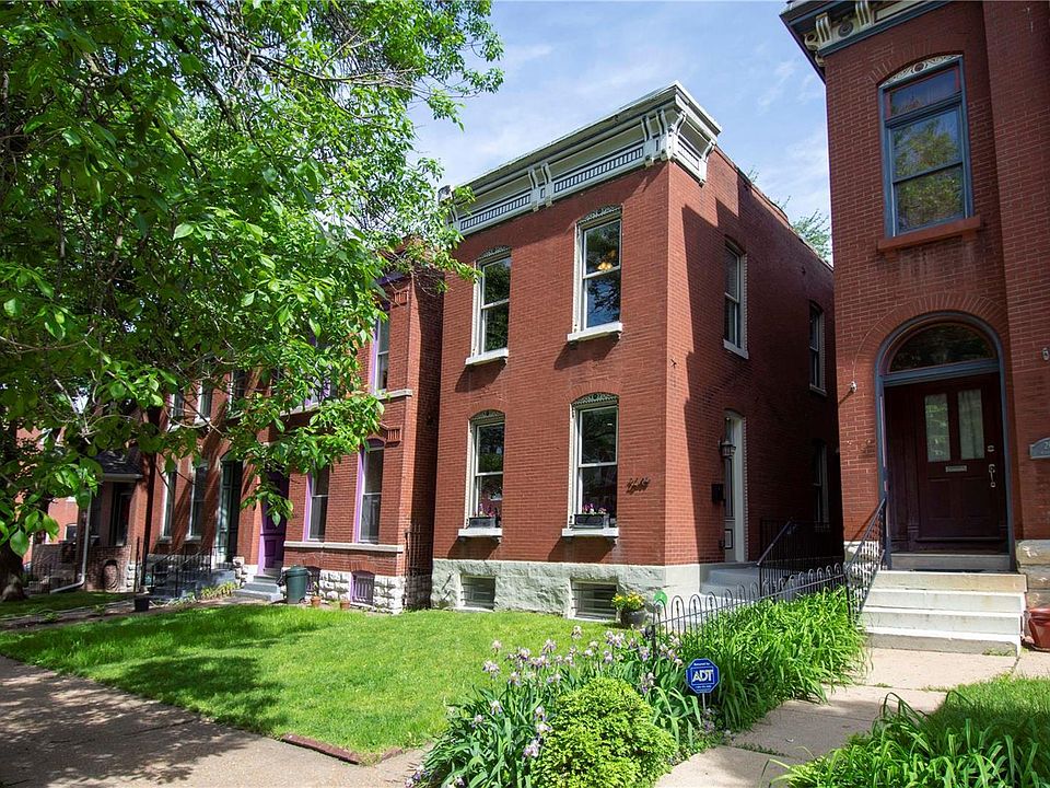 1st image of 2649 Russell Blvd