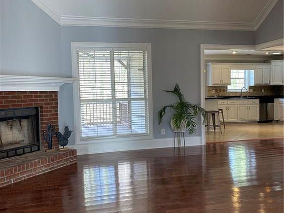 3rd image of 61 Oxford Brook Way