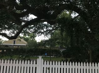 243 Carre Ct, Bay Saint Louis, MS 39520