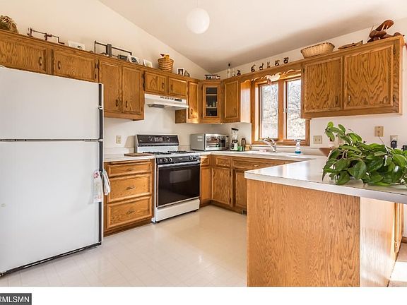 5th image of 3547 Tara Ln