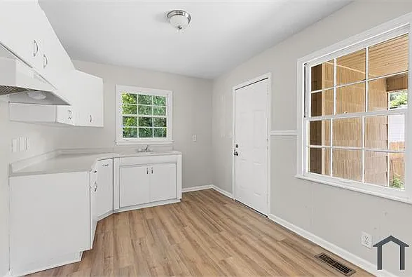 149 Rose Dr — Photo 15