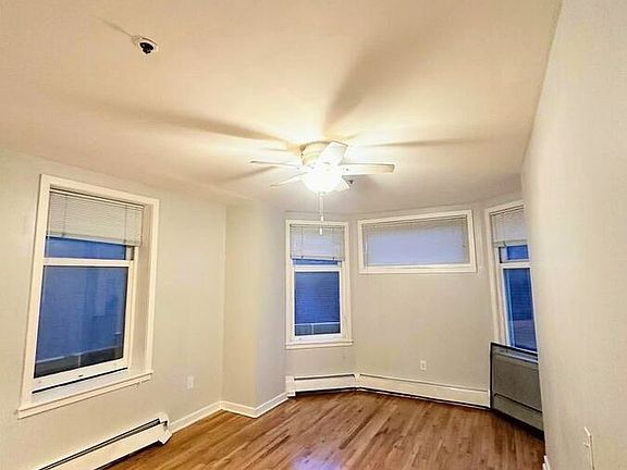 5th image of 4150 Parkside Ave #401