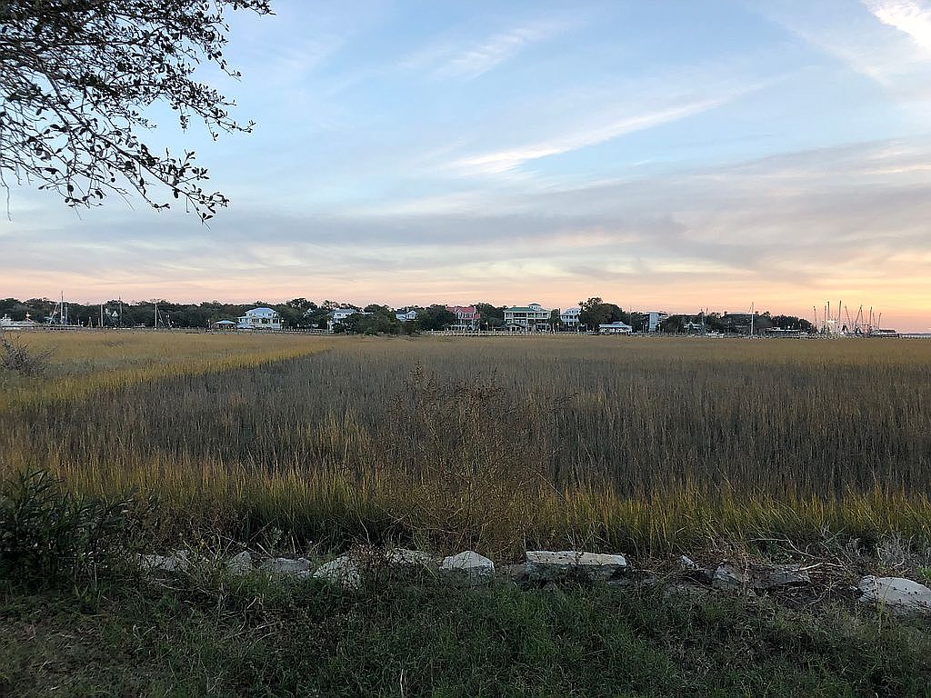 359 Bayview Dr, Mount Pleasant, SC 29464 Zillow