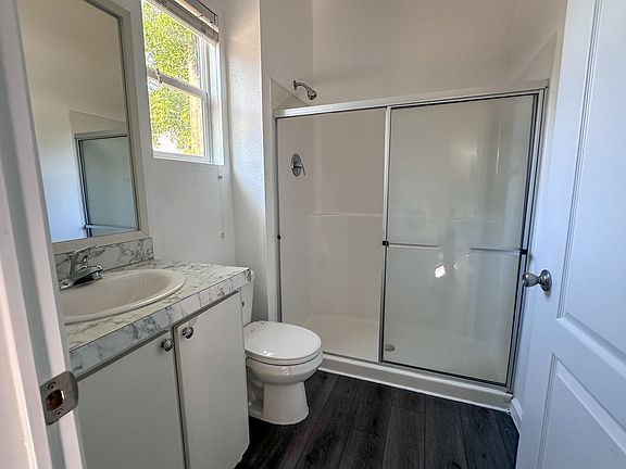 5th image of 1519 S Stanley Ave