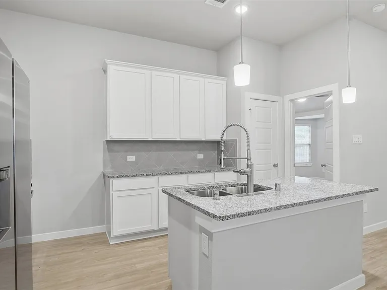 21980 Juniper Crossing Dr — Photo 5