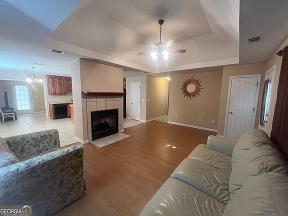 4th image of 224 Sunflower Dr