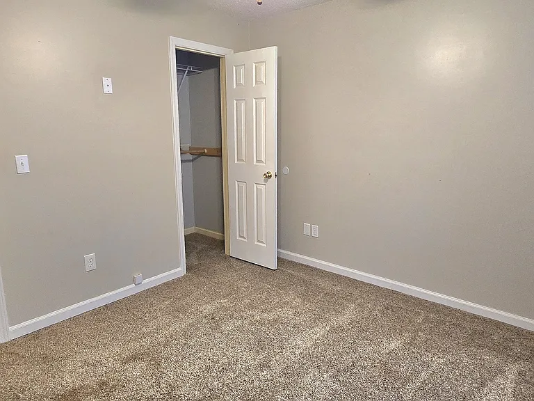 70 Covey Trl — Photo 17